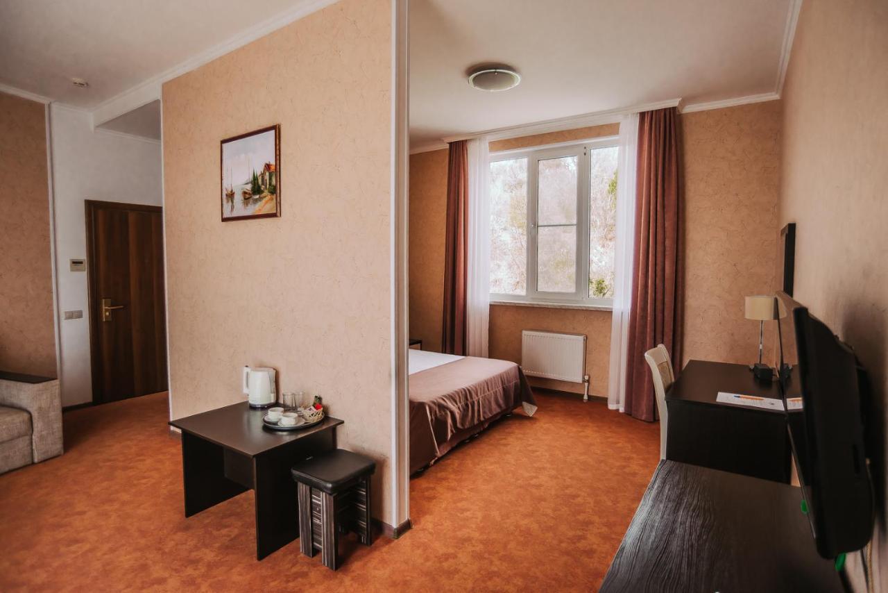 ОТЕЛЬ GOLDEN HILLS ЛЕРМОНТОВО 3* (Россия) - от 3589 RUB | NOCHI