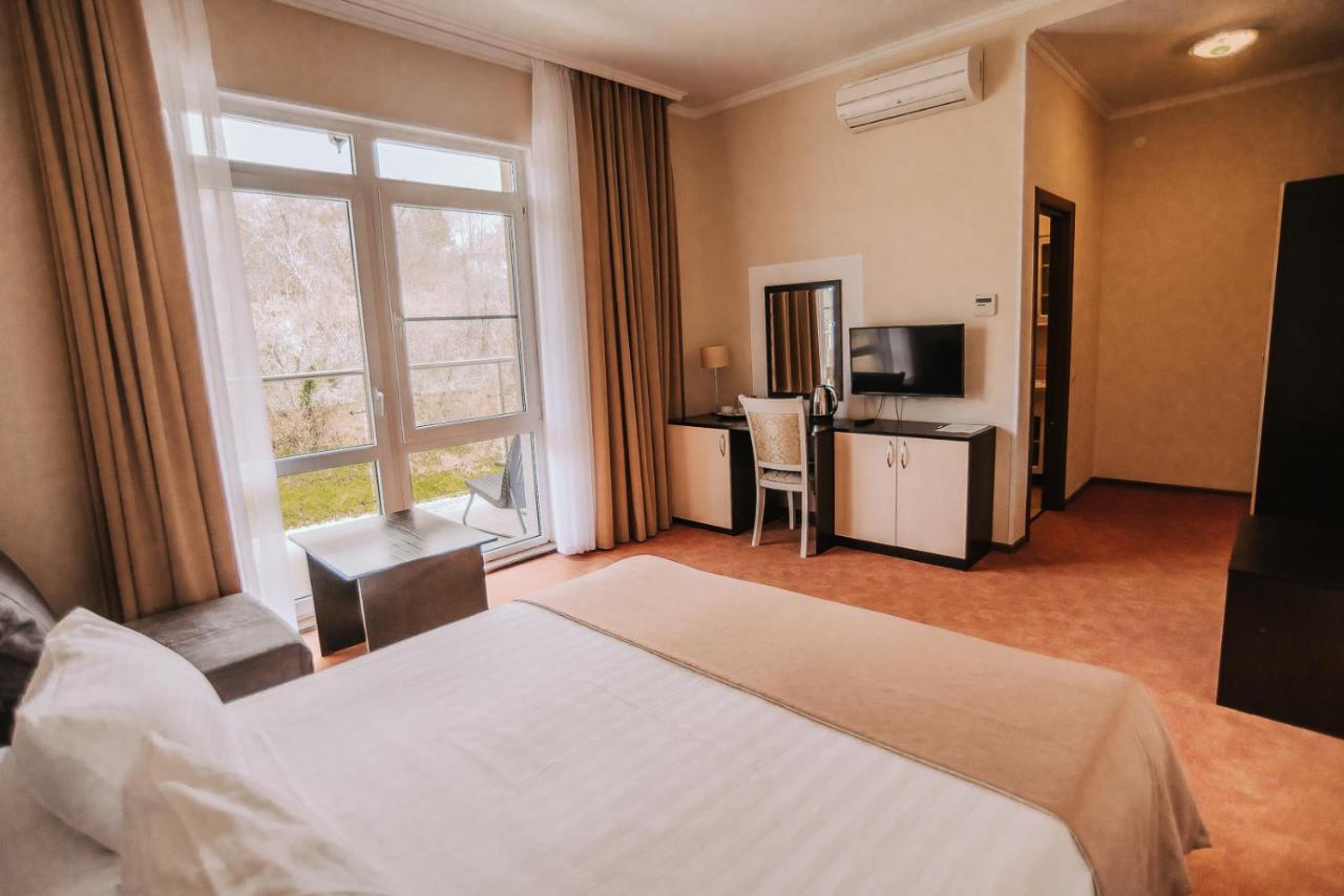 ОТЕЛЬ GOLDEN HILLS ЛЕРМОНТОВО 3* (Россия) - от 3589 RUB | NOCHI